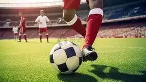 何猷君与奚梦瑶争执后首次同框，携手情侣装彰显甜蜜