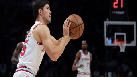 印度羽球公开赛八强战：骆建佑、杨佳敏遭奥运金牌选手逆转告别舞台